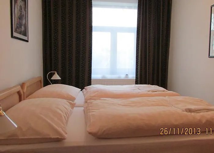 Konukevi Jinonice 3*